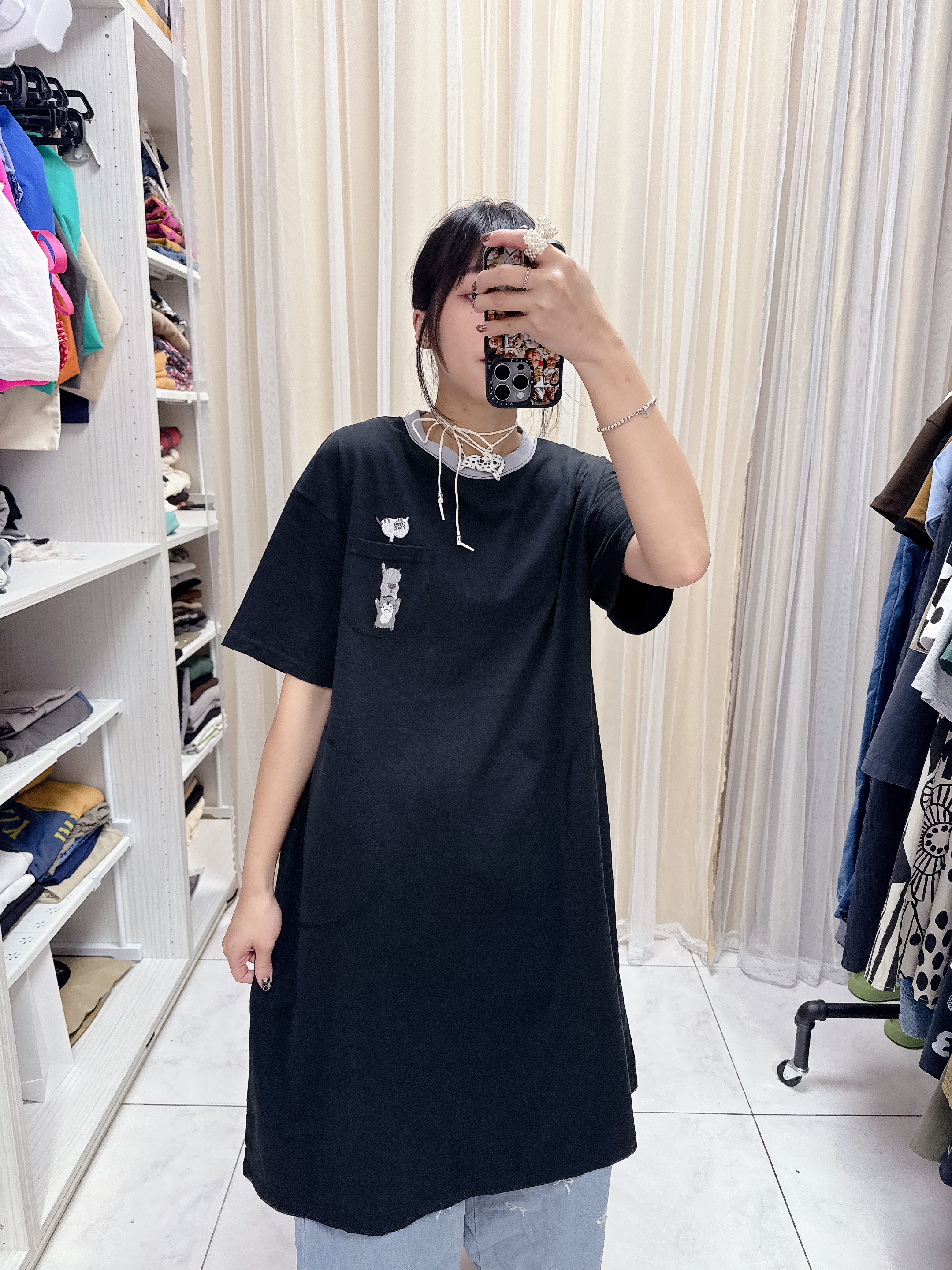 刺繡貓洋裝