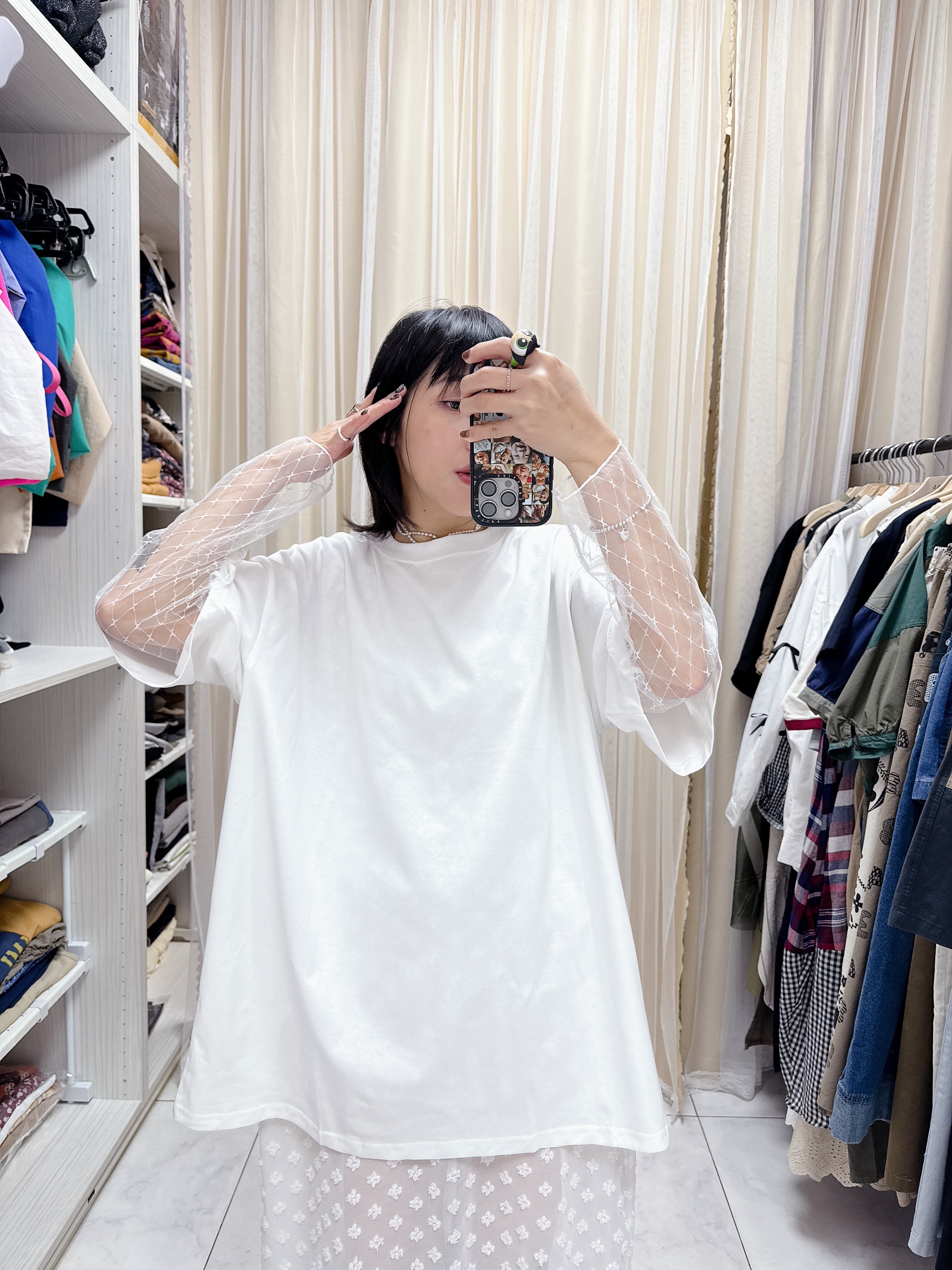 蕾絲拼接造型上衣