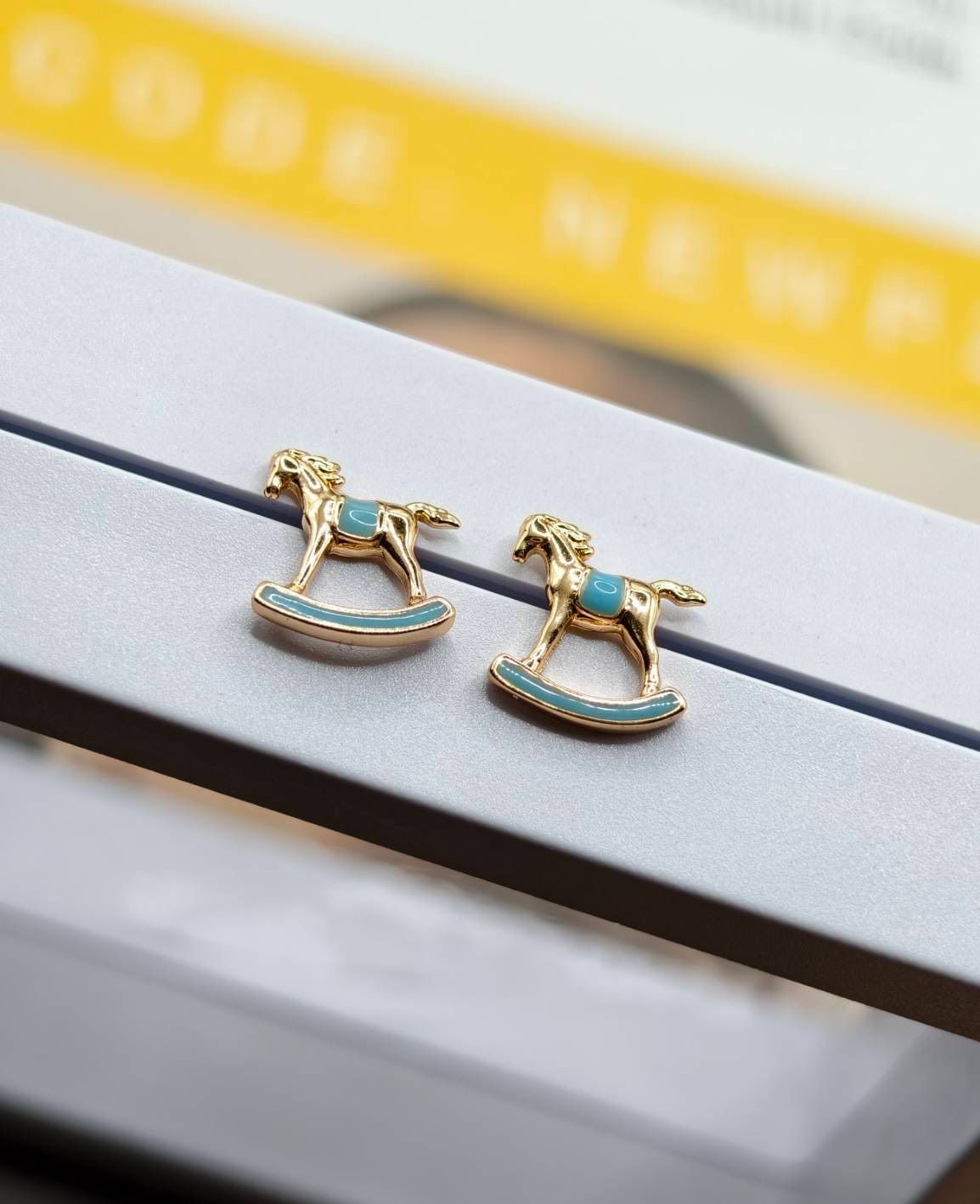 搖搖馬耳環