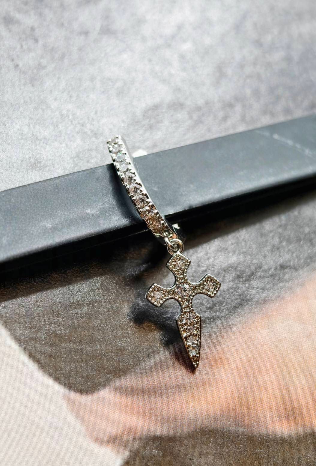 十字垂墜耳環單支售