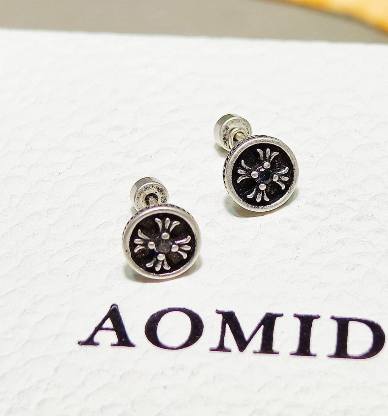 925純銀鎖珠-歐美新款“Iron Crest Stud Earrings”