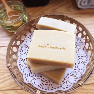 蓁芯皂坊【甘草綠豆 爽身皂】告別濕熱天的不舒服│粉刺痘痘肌│角質淨白│冷製手工皂│手工肥皂│禮盒