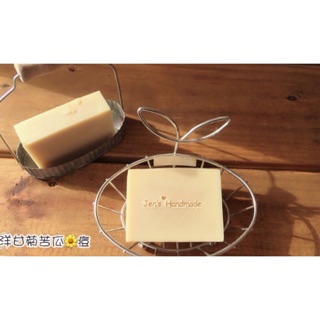 蓁芯皂坊【山苦瓜洋甘菊 護膚皂】痘痘肌│中偏油性│洋甘菊浸泡油│冷製手工皂│禮盒 禮物