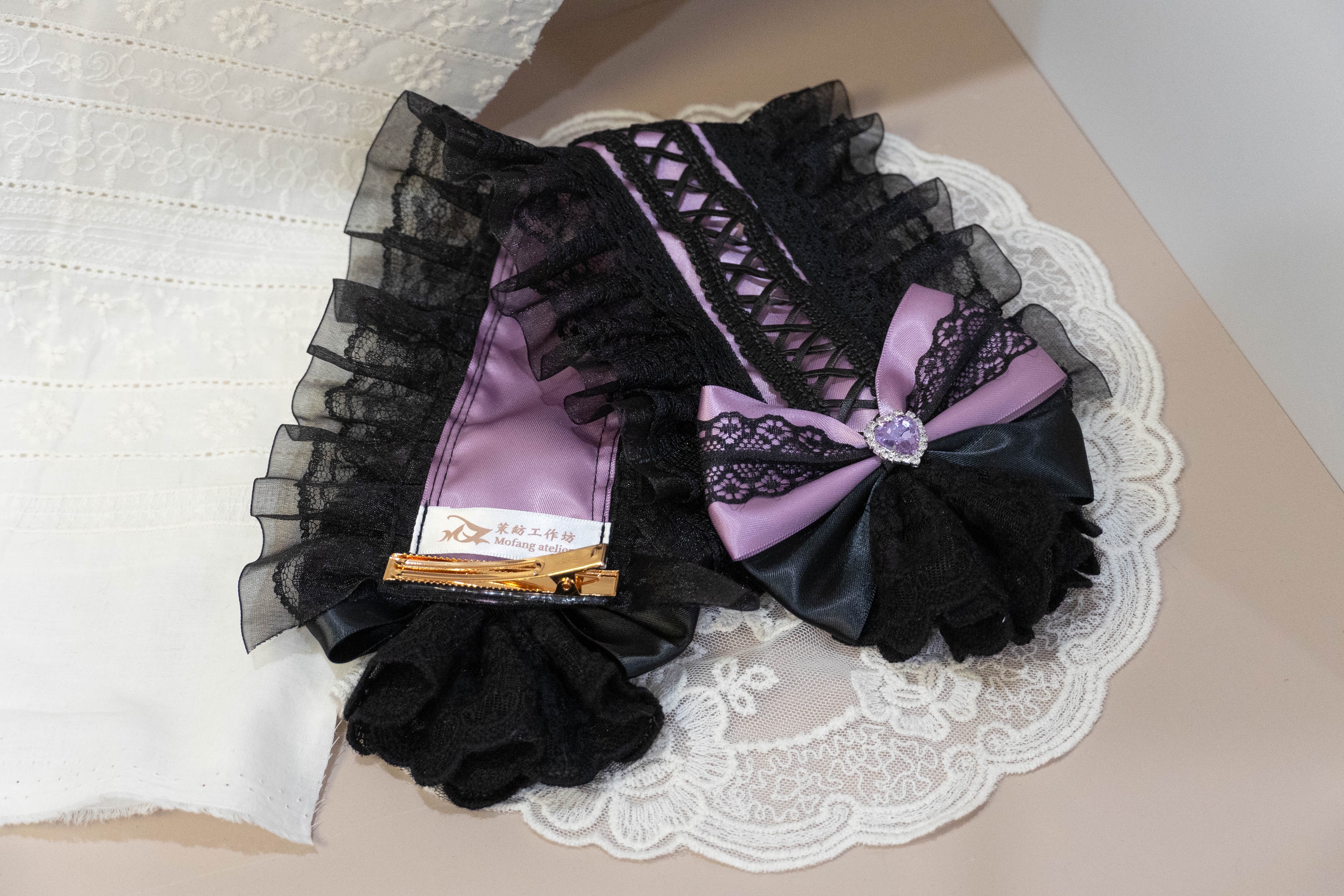 蝴蝶結交叉綁帶蕾絲髮帶｜暗紫黑甜系設計｜茉紡工作坊