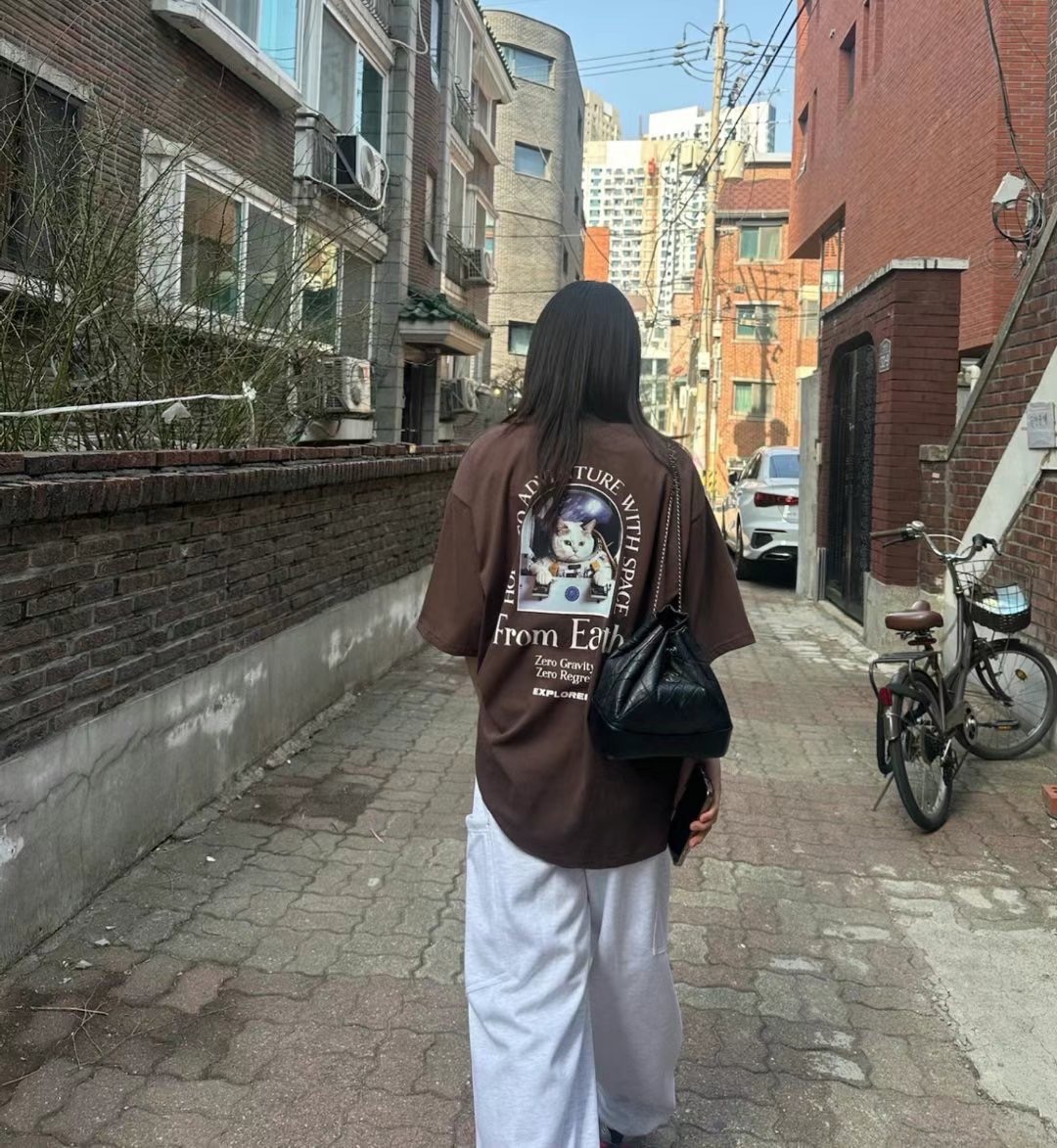 【BRITE9】韓國預購🔥 太空貓探險印花T｜男女可穿｜美式寬鬆短袖上衣#韓系寬T #太空貓T恤 #情侶穿搭 #街頭風