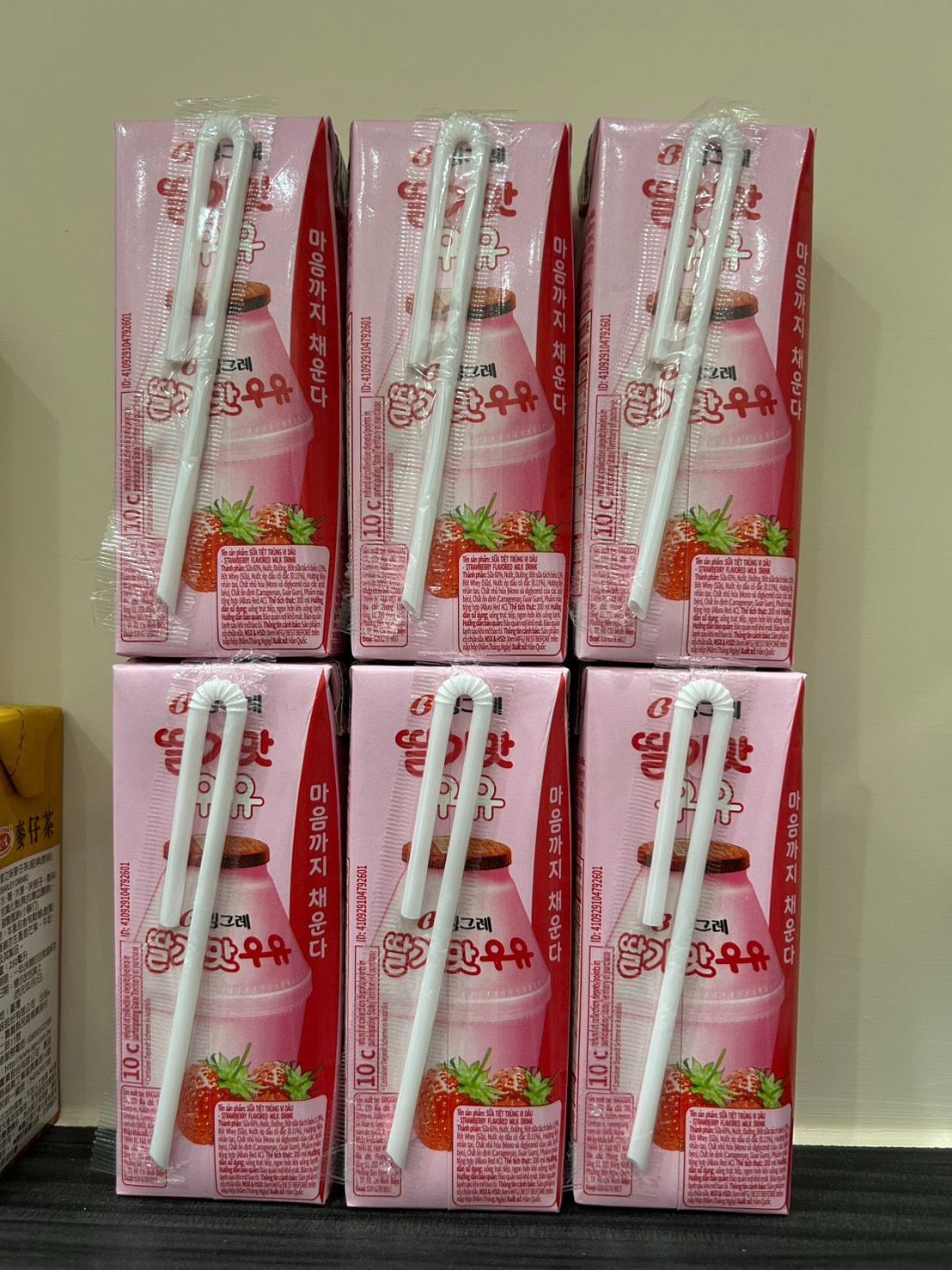Binggrae 草莓牛奶 200毫升 X 24入
