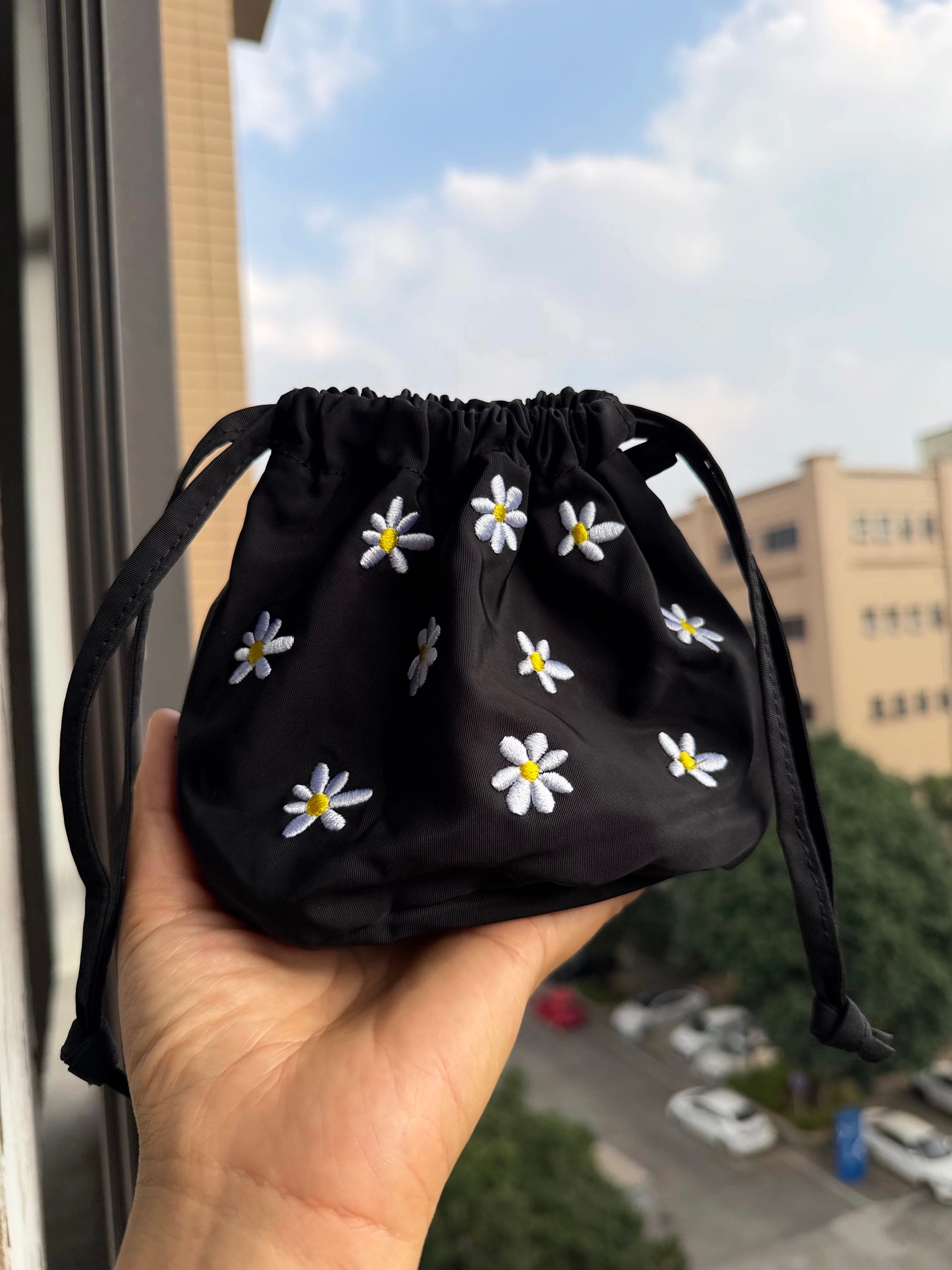 022602 團購不退換預購 韓國 刺繡包 面料小小瑕 不帶絲巾