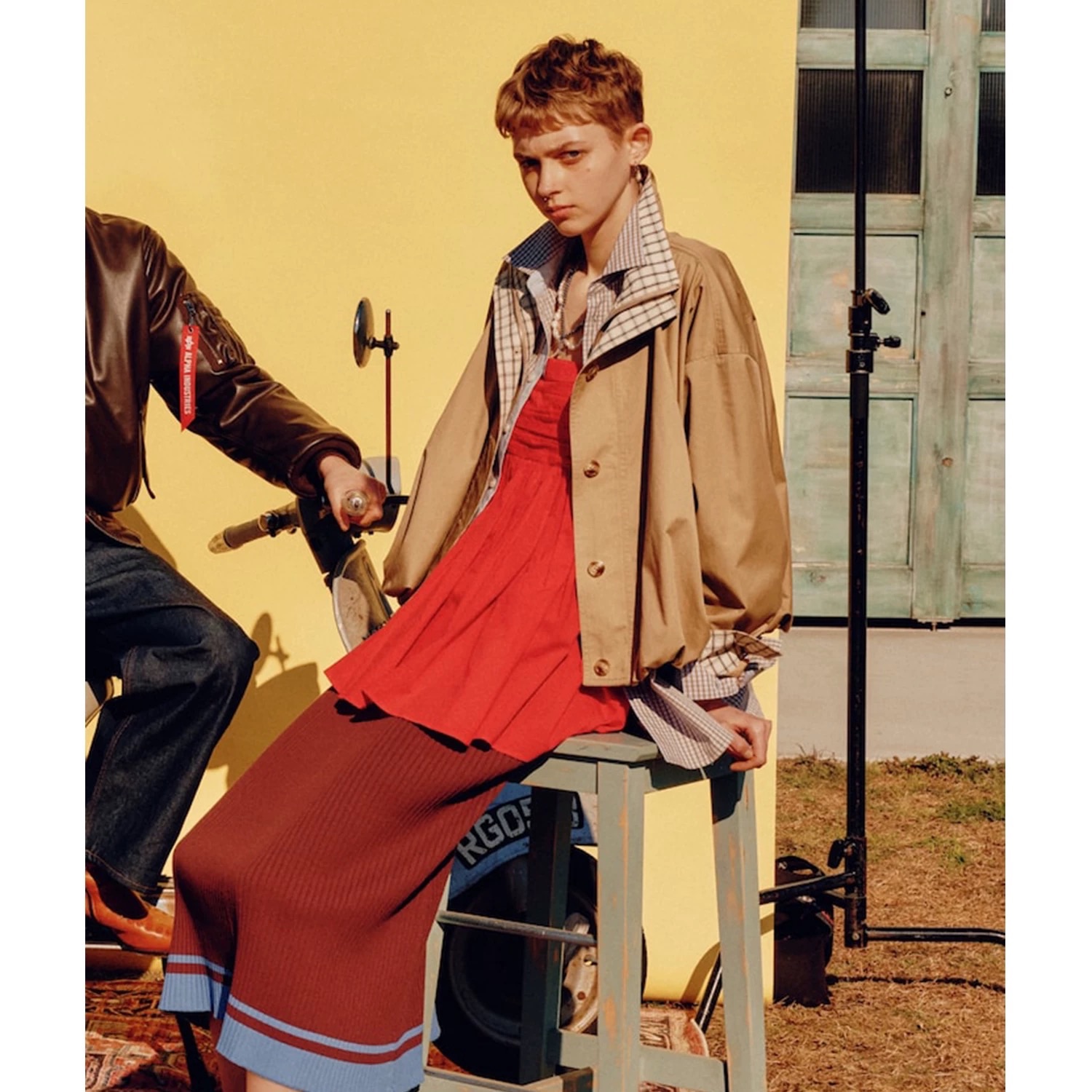 032701 團購不退換預購 fk 12980 日幣拚色雙領 燈籠大衣外套