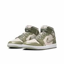 W Nike Air Jordan 1 Mid SE Sea Glass 牛油果綠 HF4079-003