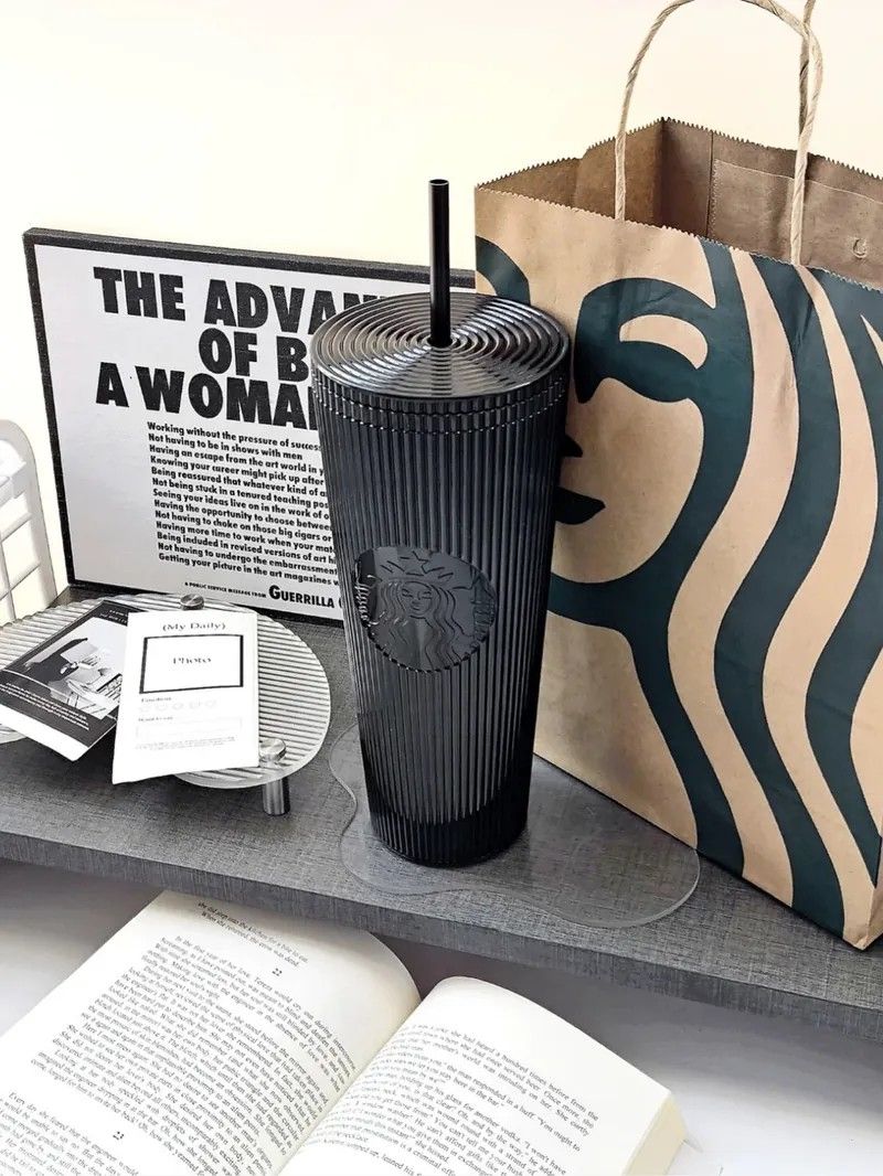 星巴克黑武士隨身杯 710ml 塑膠杯