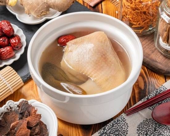 剝皮辣椒雞湯