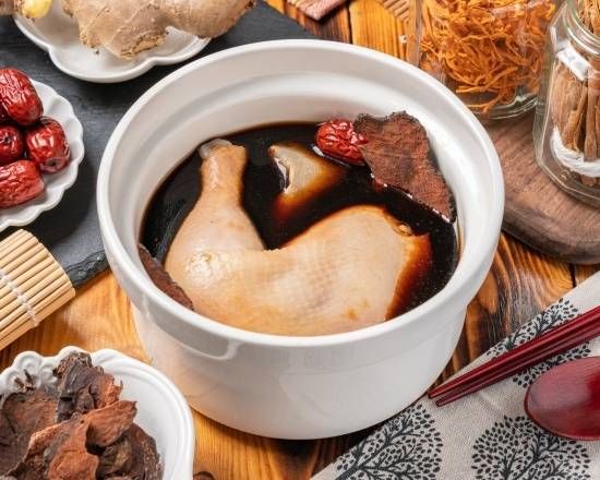 何首烏雞湯