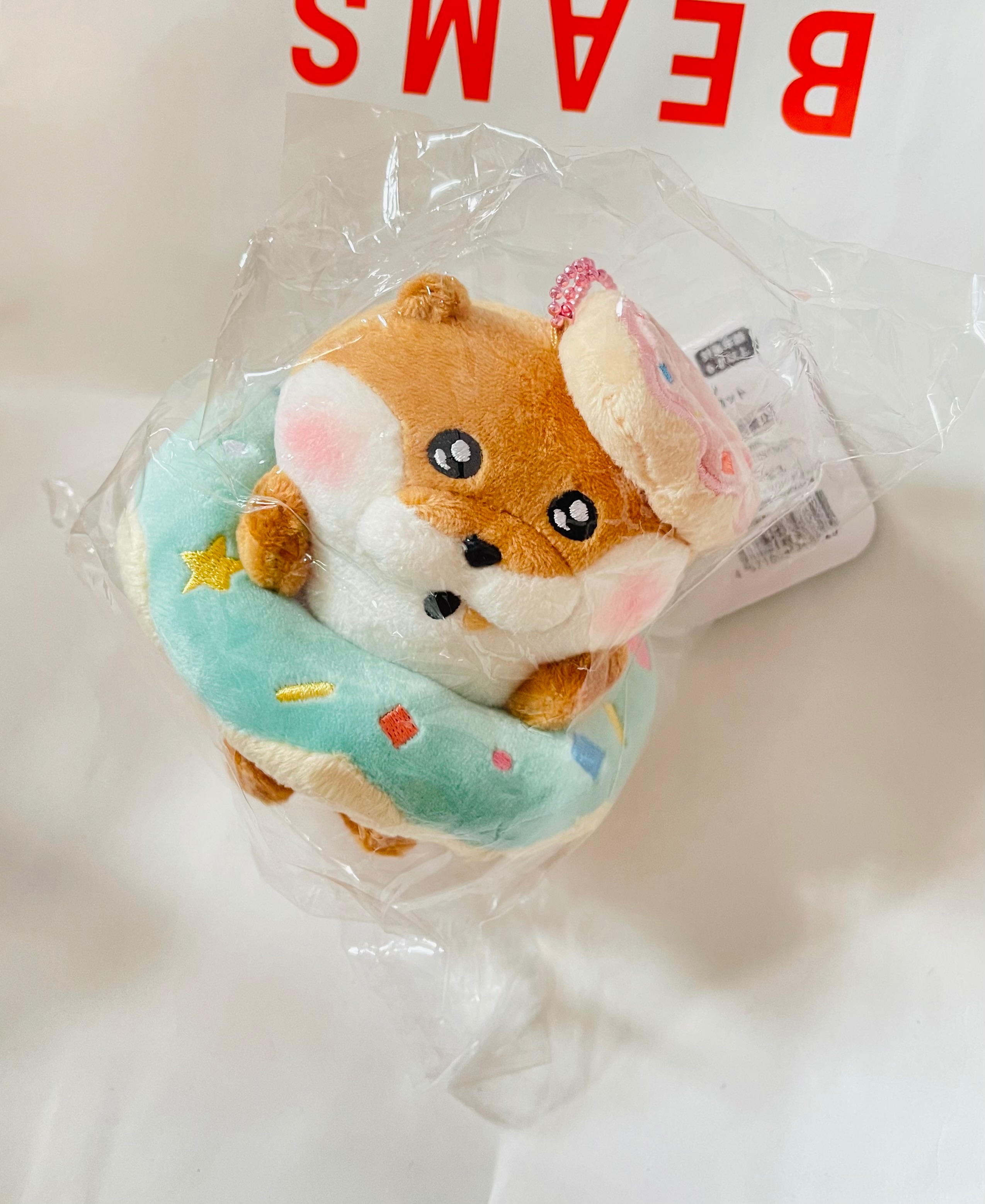 現貨🫧日本購入～ 甜點系列 甜甜圈 可愛的謊言小水獺 吊飾 掛飾 玩偶