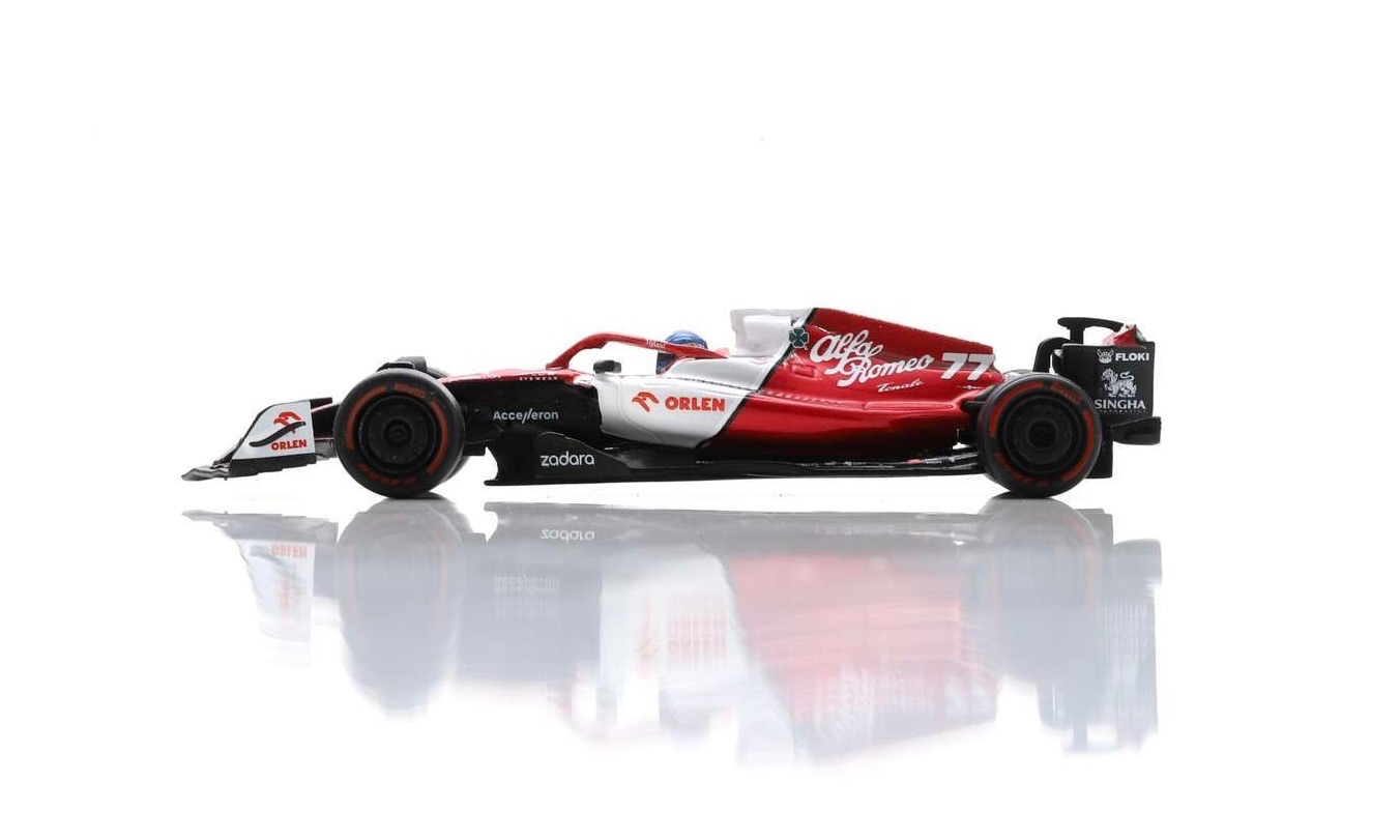 Spark Alfa Romeo F1 Team ORLEN C42 #77 Valtteri Bottas 2022