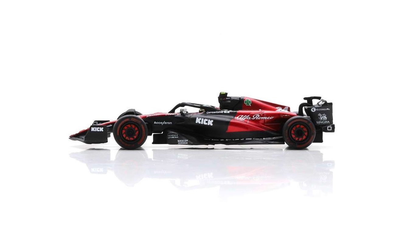 Spark Alfa Romeo F1 Team KICK C43 #24 Zhou Guanyu 2023