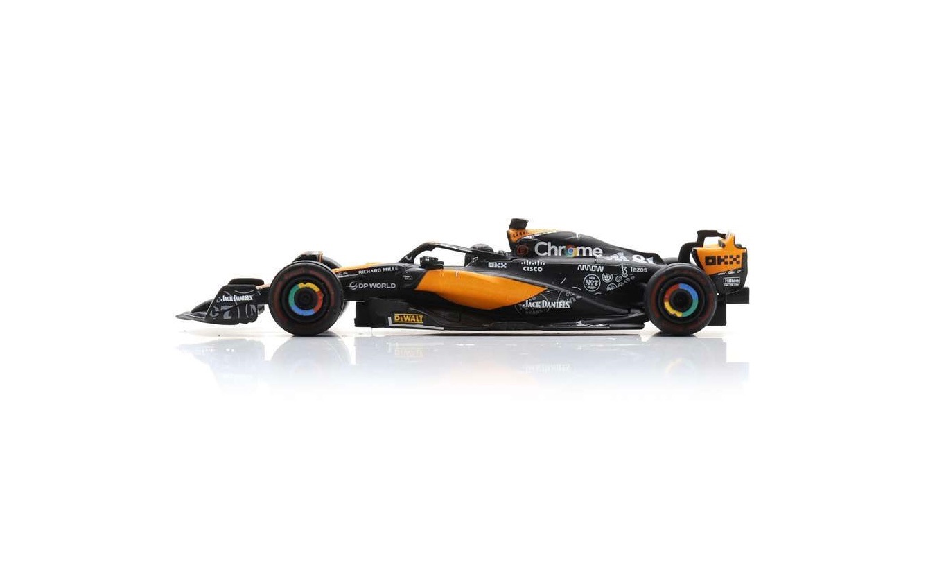 Spark McLaren MCL60 #81 Oscar Piastri Las Vegas GP 2023