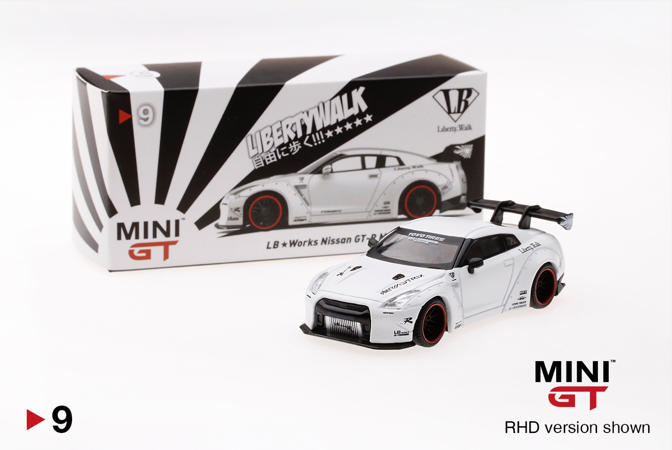 MINIGT#9 LB★WORKS Nissan GT-R （R35） Matte White