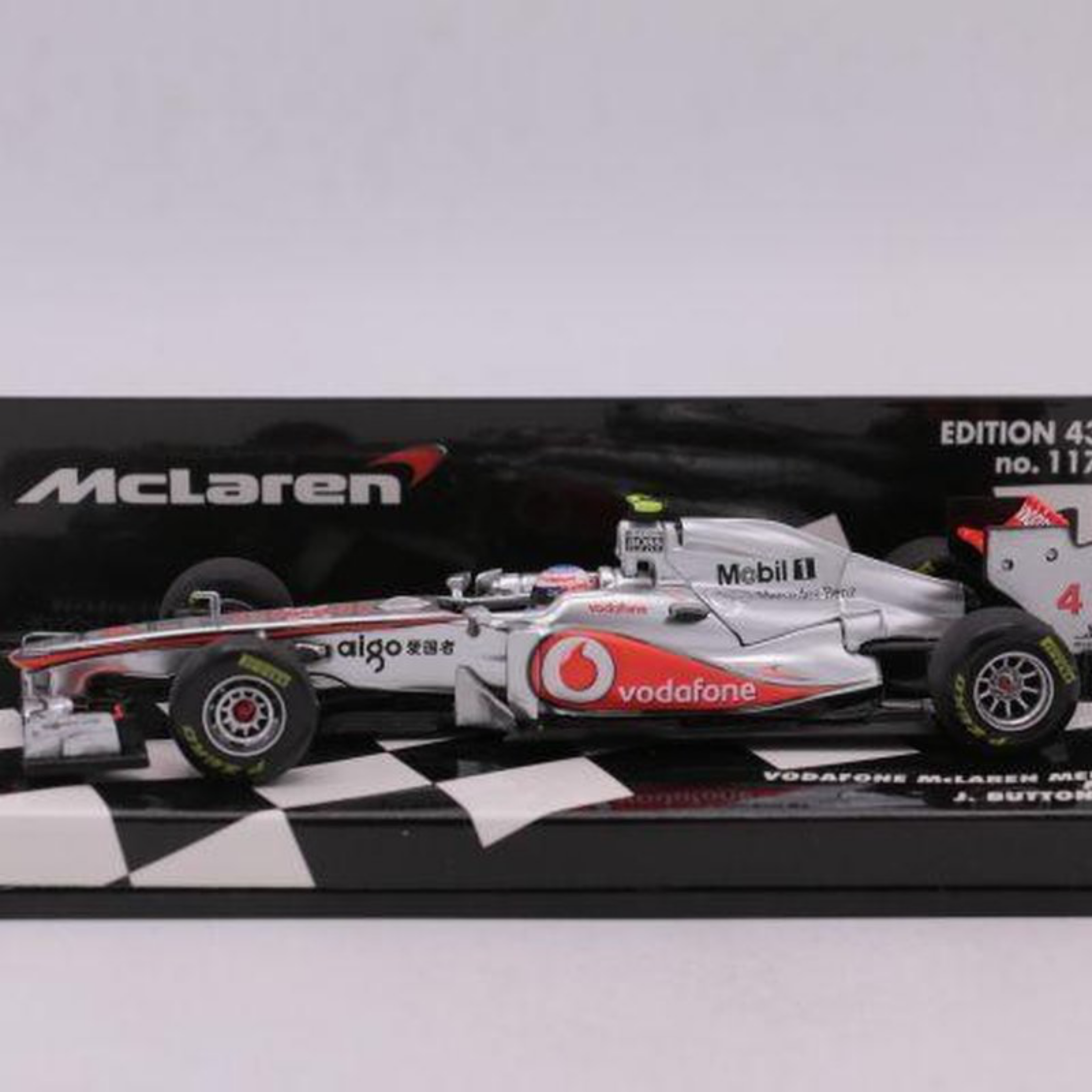 Minichamps 1/43 McLaren MP4-26 2011 Jenson Button