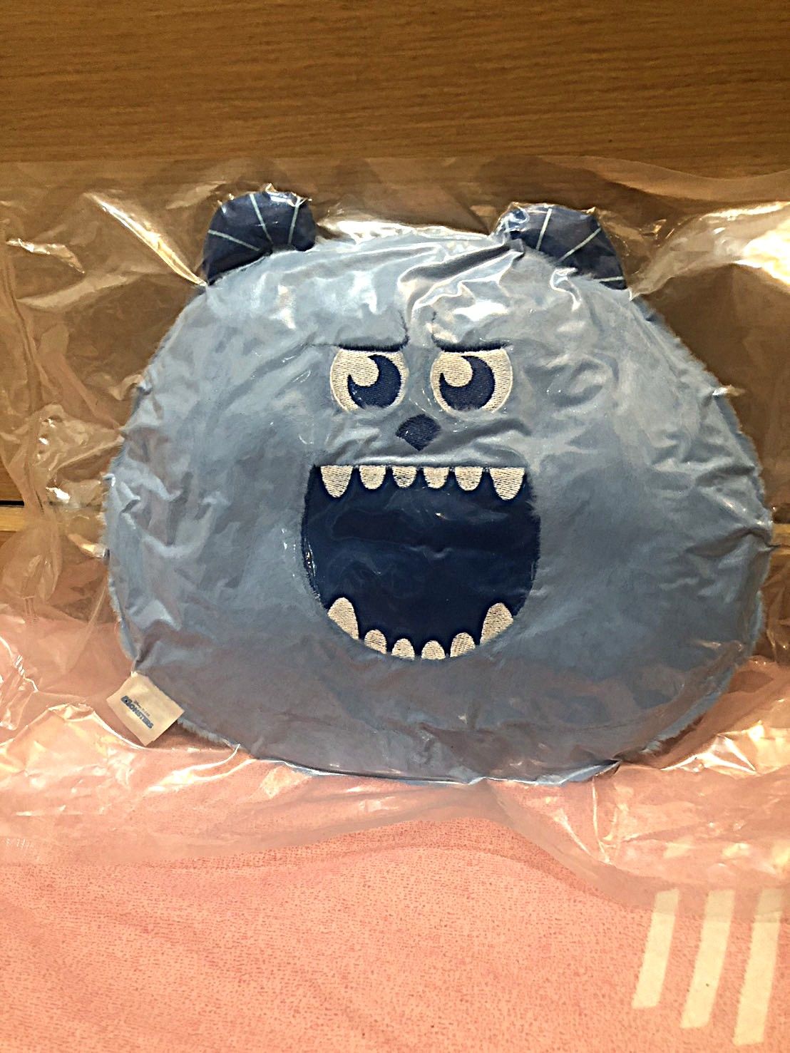 ♛ROSEMAYR♛廠商寄賣-怪獸電力公司毛怪造型的暖手枕