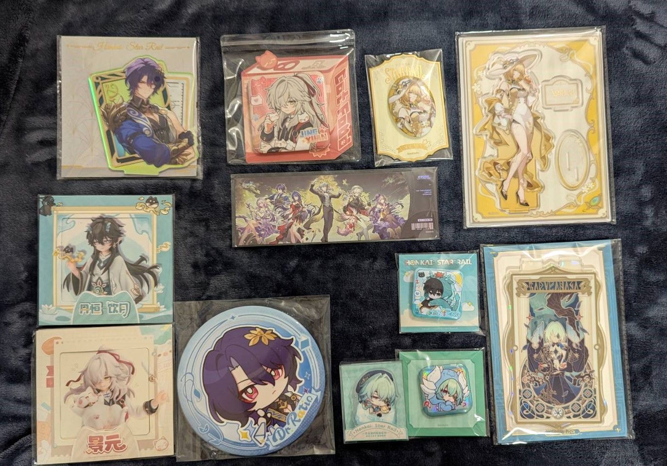 全新現貨，官方周邊，多件優惠請先下訂再留言。