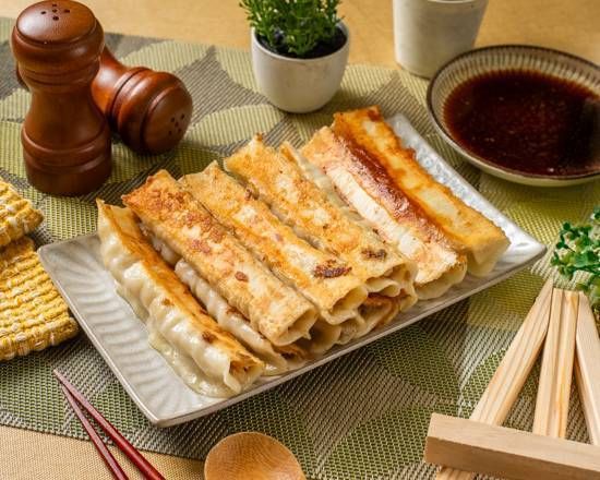 招牌鍋貼