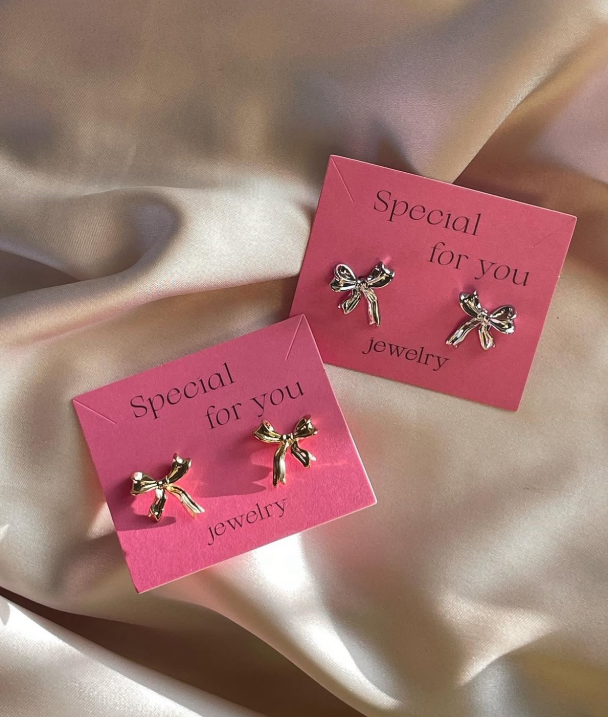 Ribbon bow earrings