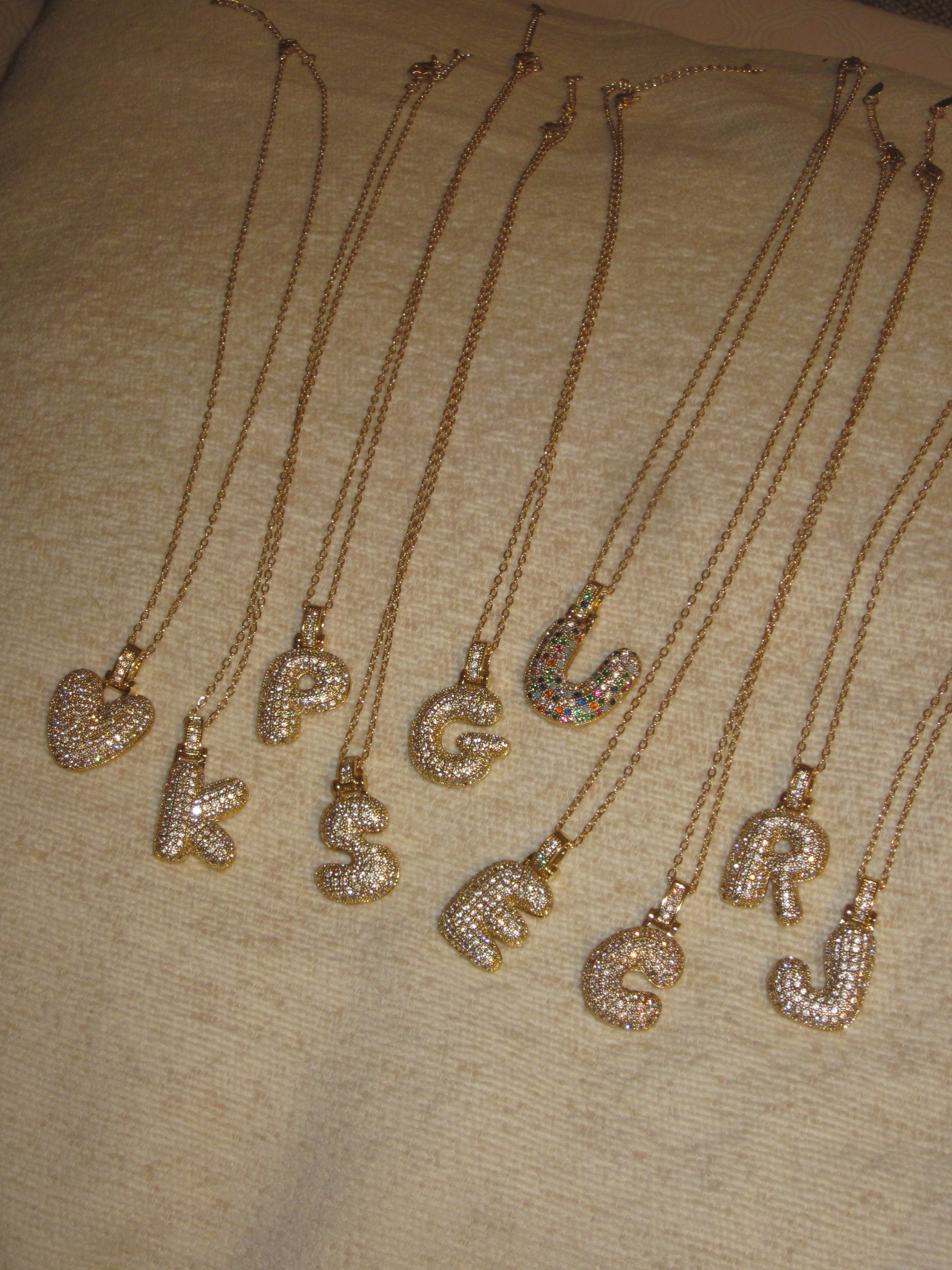 Puffs letter necklace