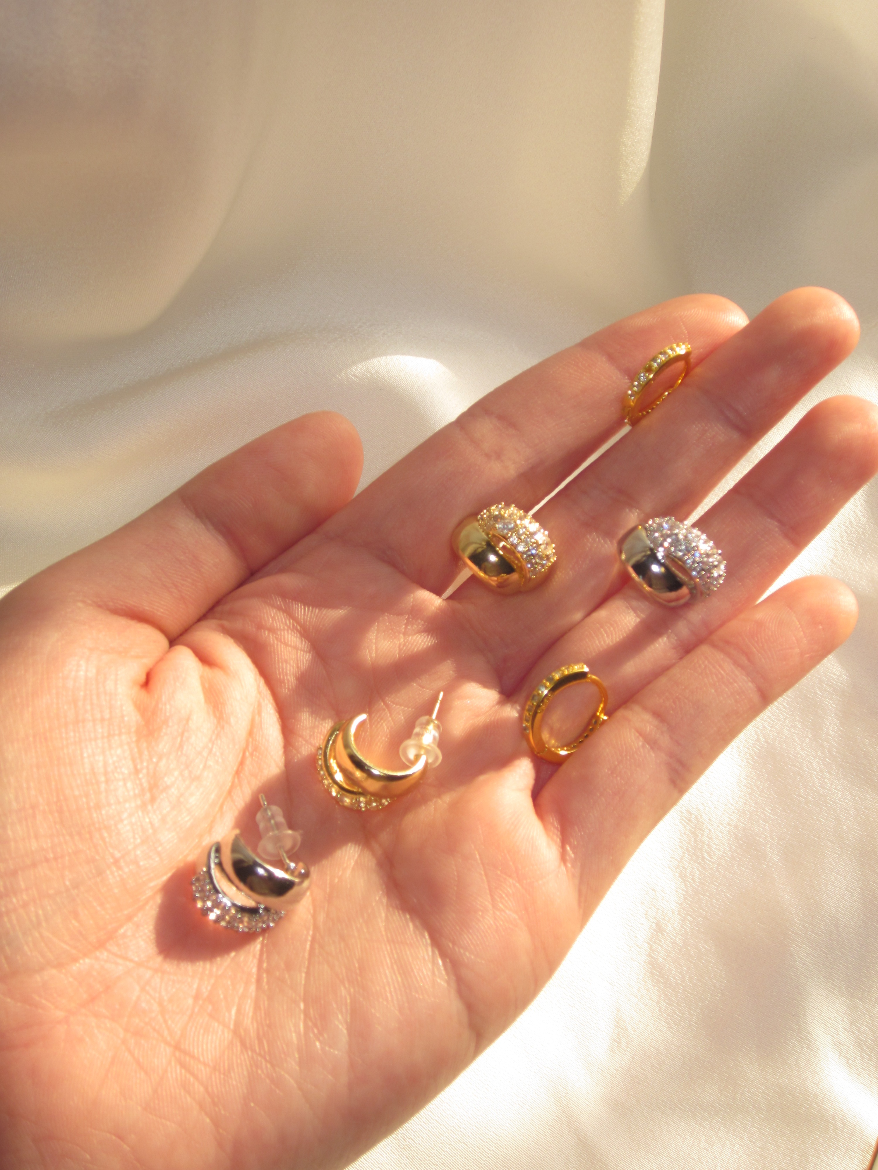 ⭐️新品TenTation earrings
