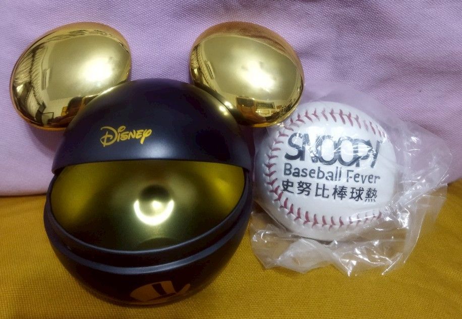 禮物獨家💕 經典米奇造型盒  Godiva聯名 史努比 SNOOPY 棒球熱紀念球（白） 紀念 A_250418_7