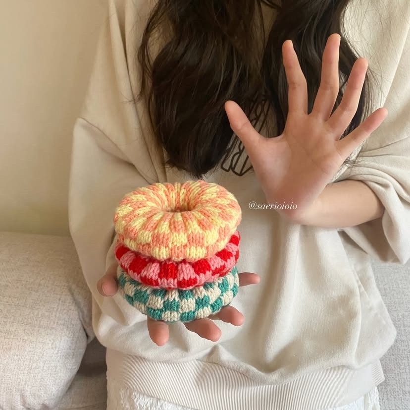 ꒰ 棋盤格甜甜圈髮圈 ꒱ 絕版品