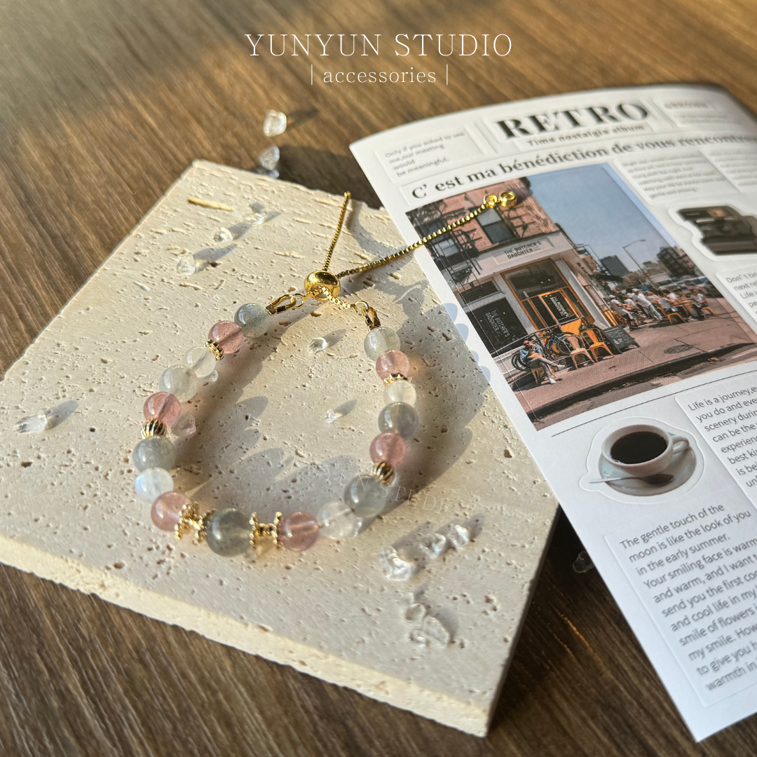 藍月光、灰月光、草莓晶手鏈‧₊˚🤍 * ⋆