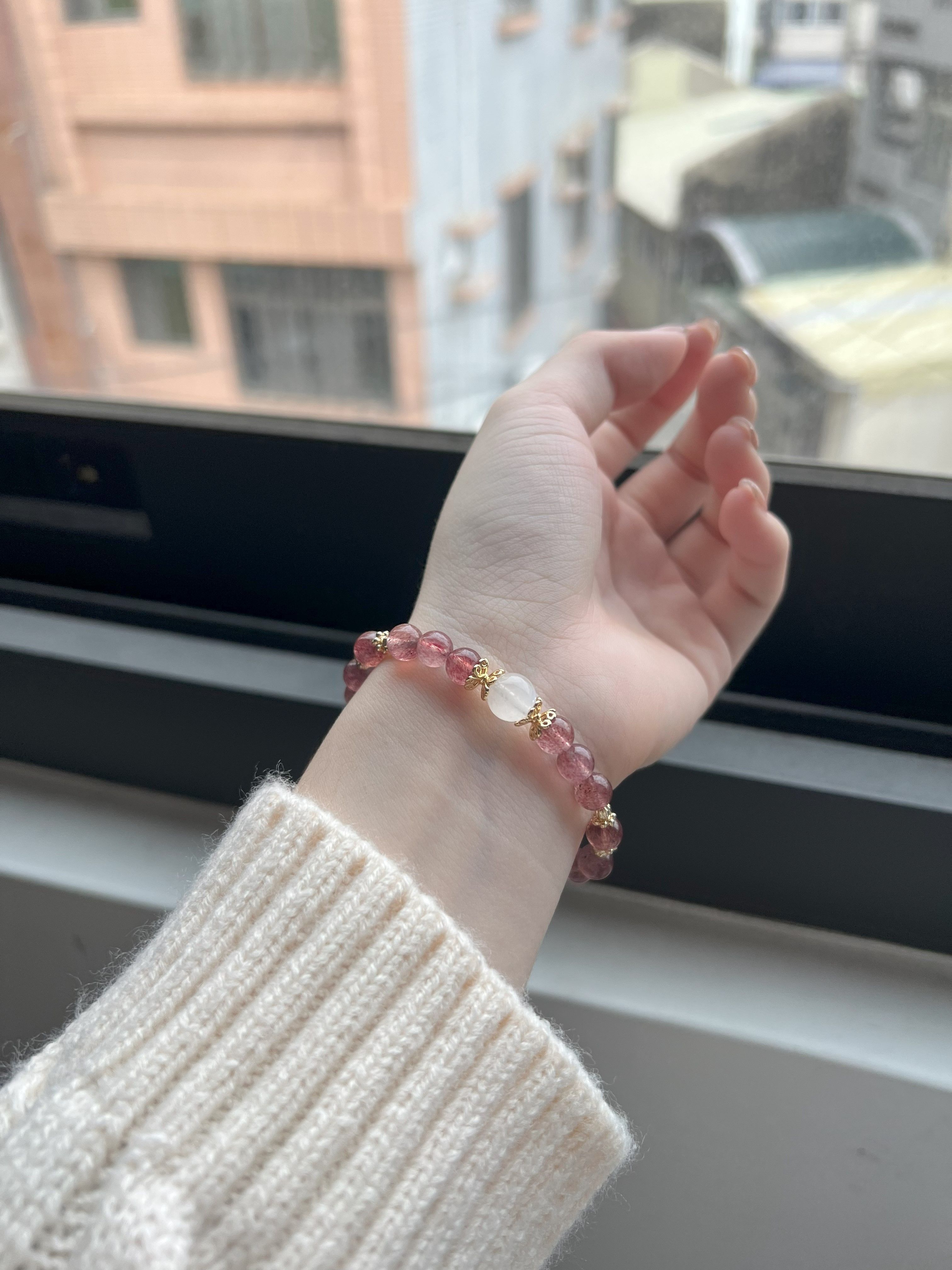 手鍊-藍月光、草莓晶ฅ՞• •՞ฅ