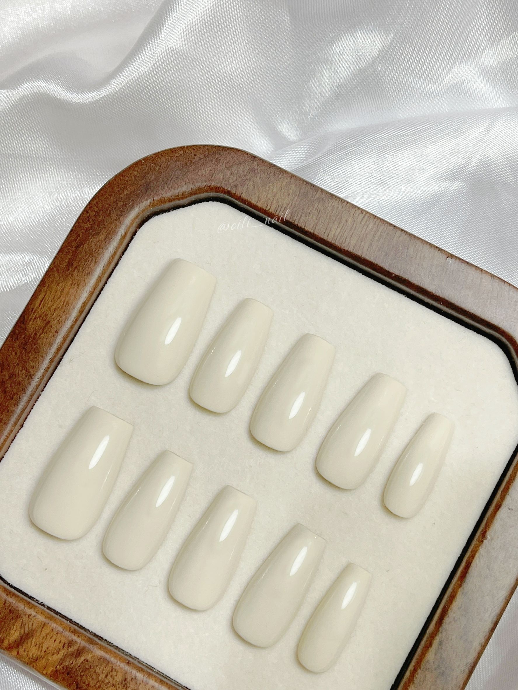 純色系列 • 酸奶白