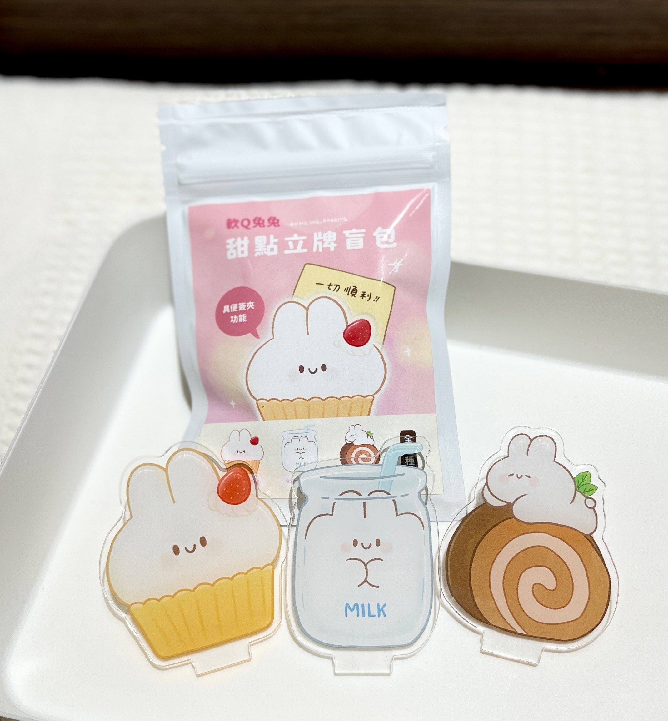 兔兔甜點立牌