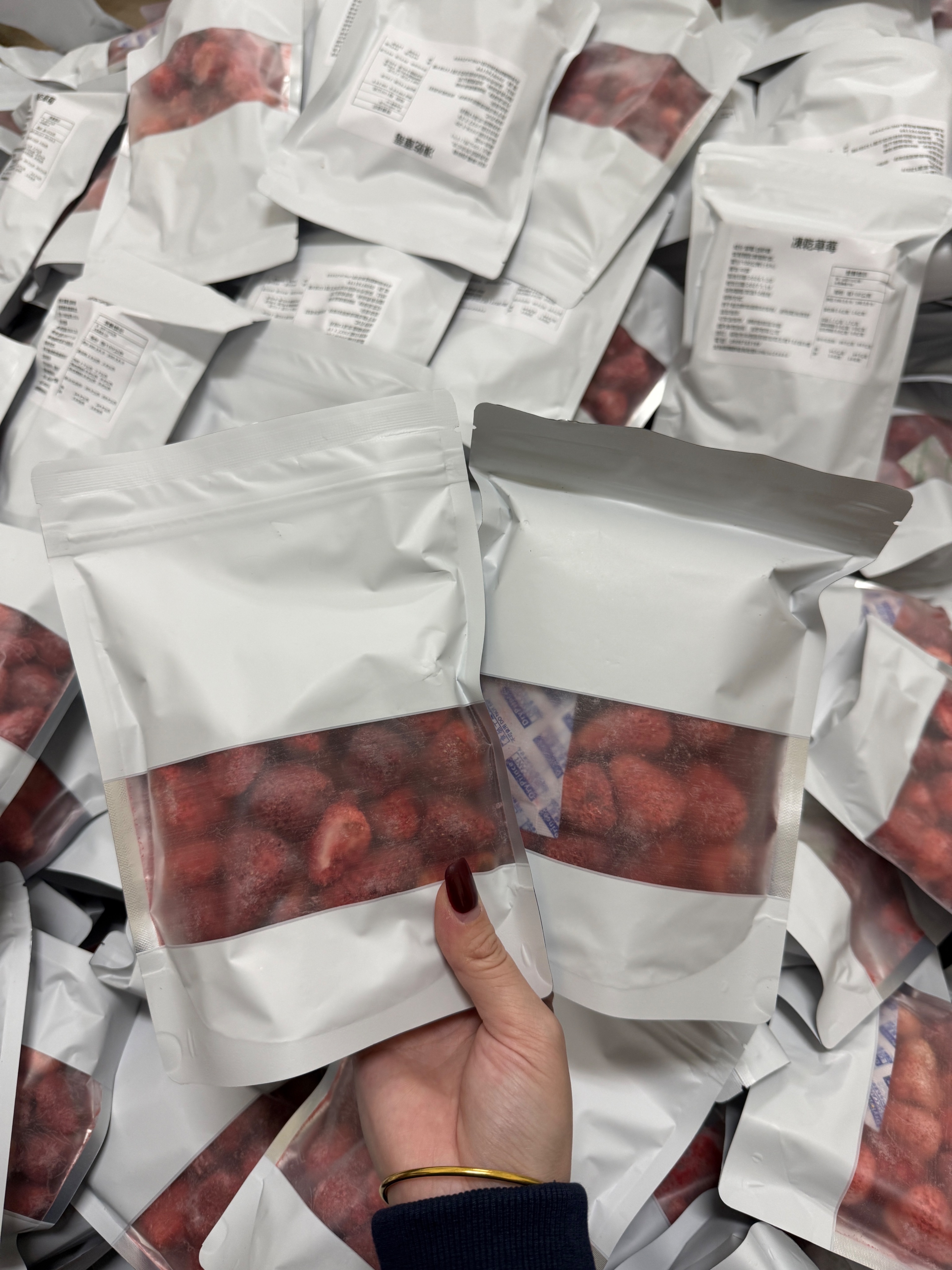 草莓凍乾🍓｜一包100公克