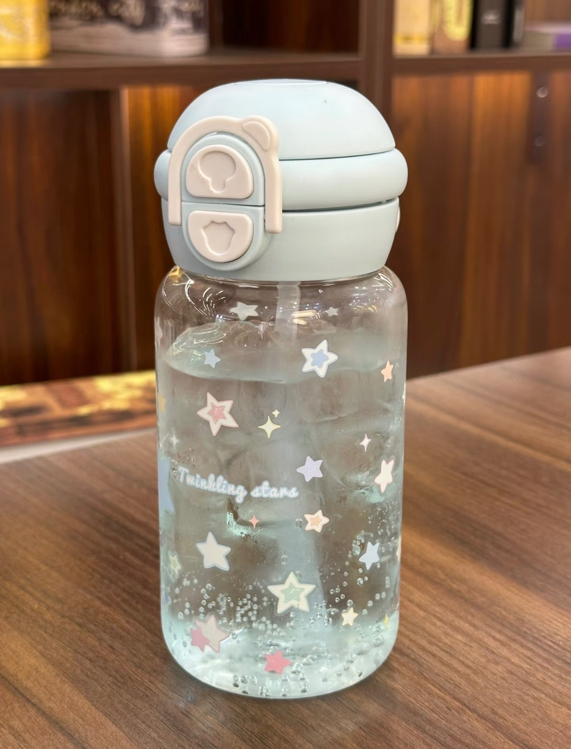 有漂亮水杯才有動力喝水✨星星吸管杯 500ml 母嬰級Tritan材質