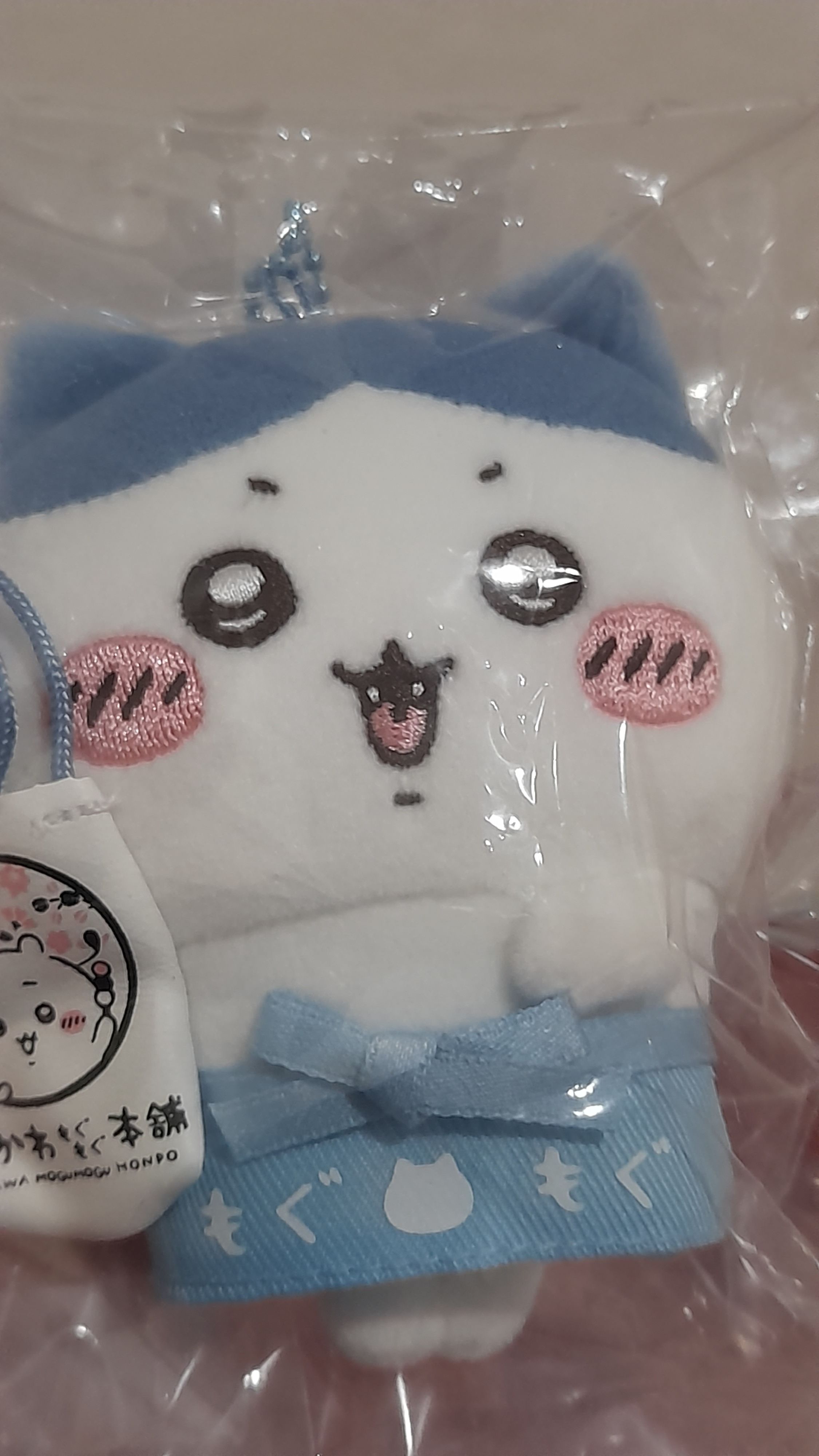 店員小八