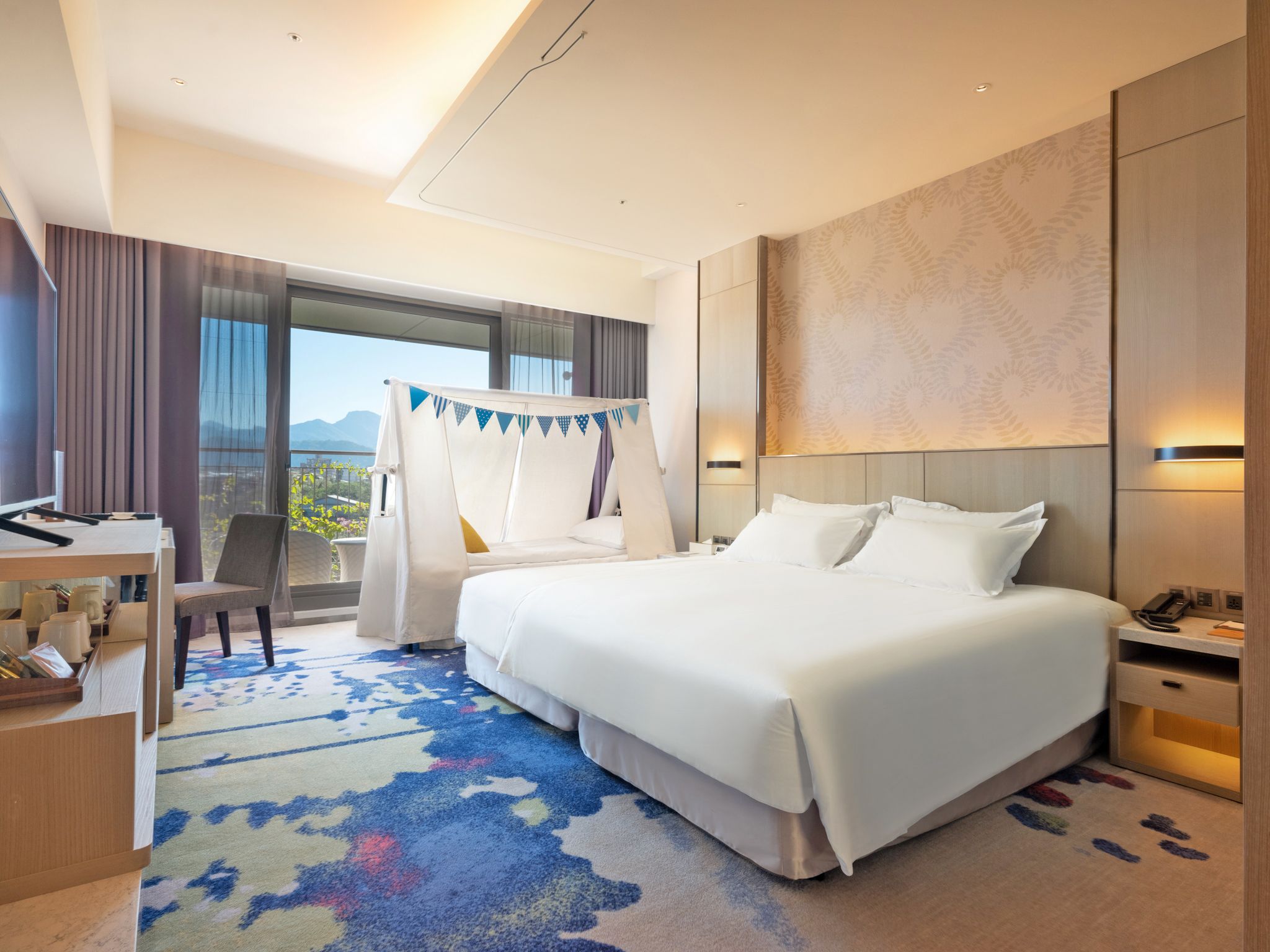 名人堂花園大飯店  豪華雙人房早餐二客 平日一至四入住加贈DIY手作另限量升等豪華三人或四人房