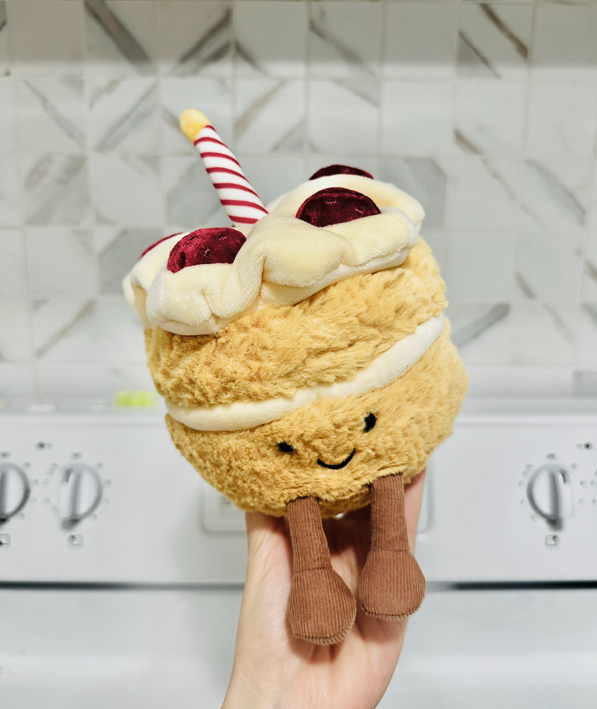 【在台現貨】Jellycat 咖色生日蛋糕