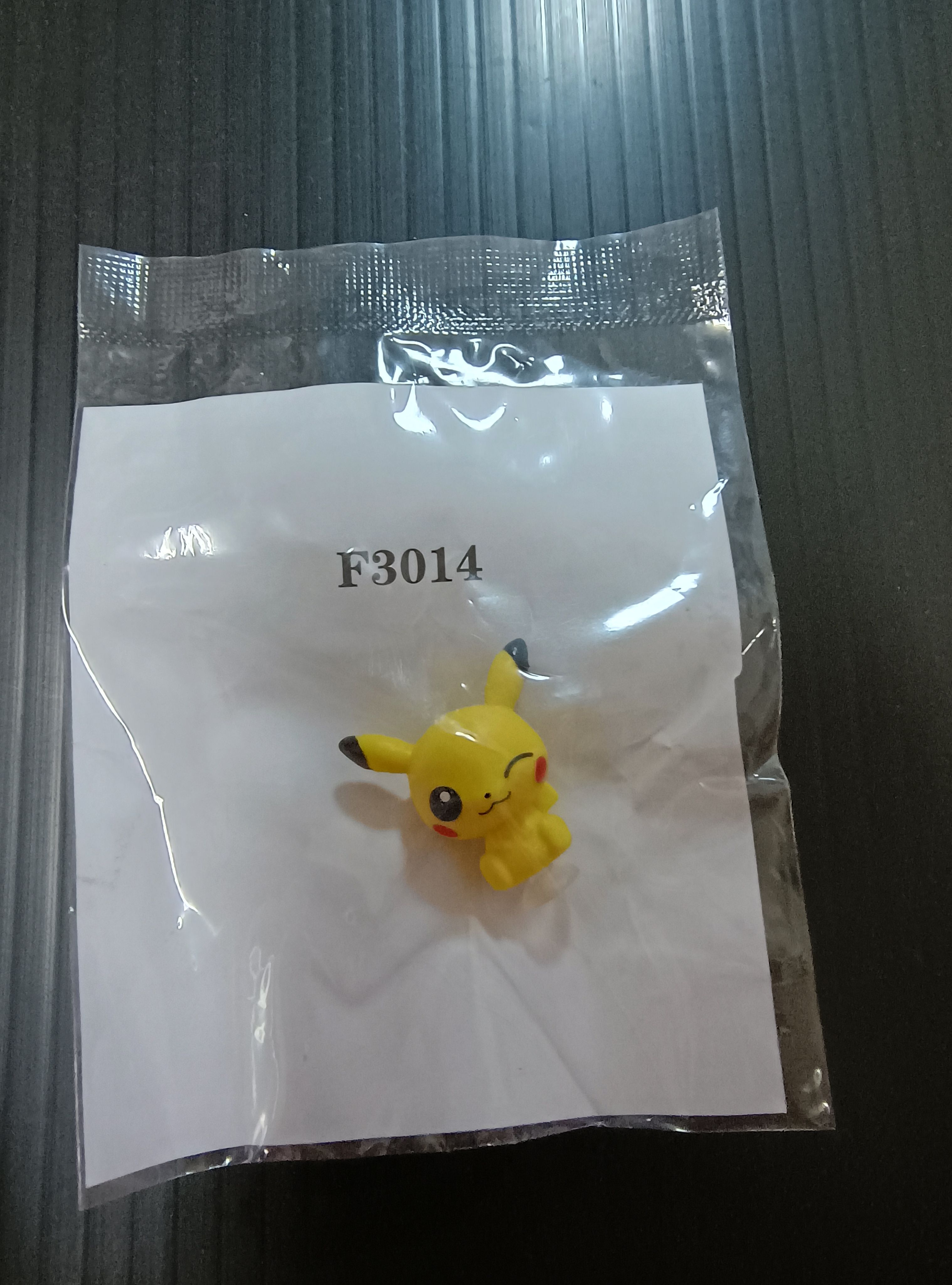 日本寶可夢卡匣同時出的週邊商品