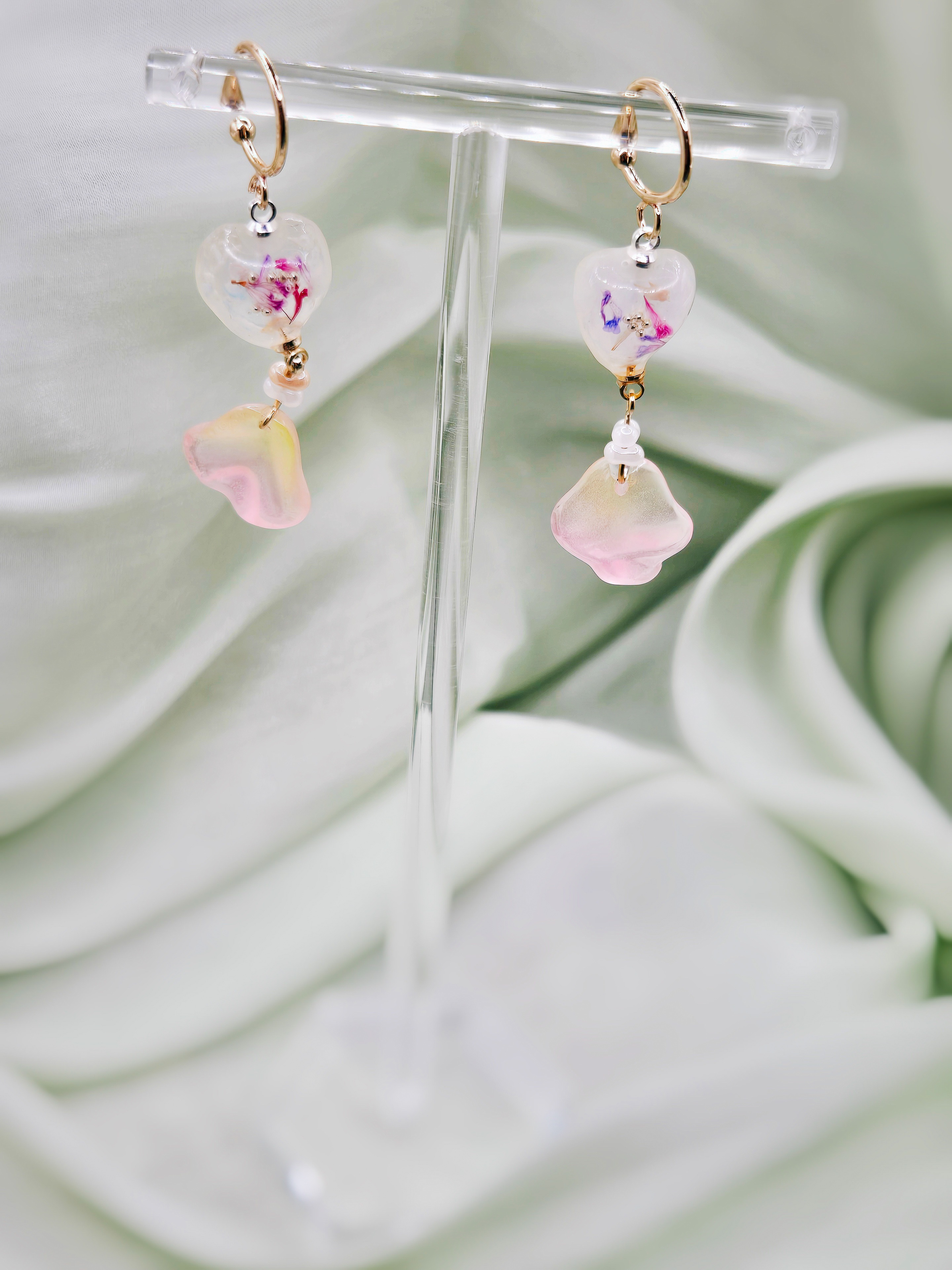 手作耳骨夾（一對） .·。心花綻放 ⚘ ｜私訊可免費改耳夾或耳針款