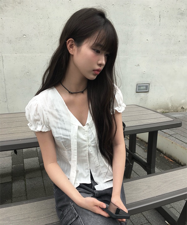 아폴 타이 크롭 퍼프 블라우스（兩色）