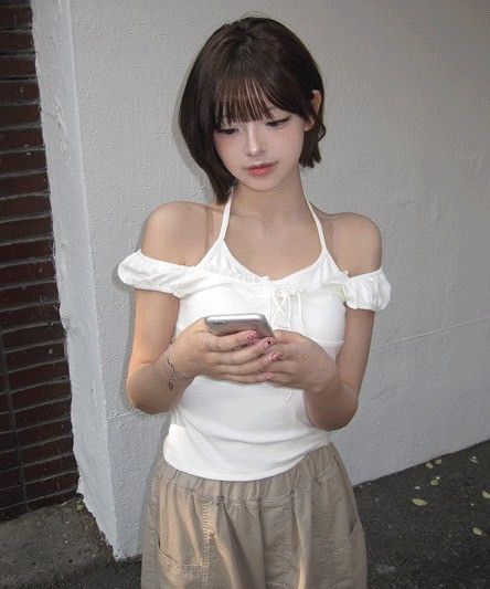 루루 프릴 오프숄더 리본 투웨이 홀터넥 레이어드 티셔츠（三色）