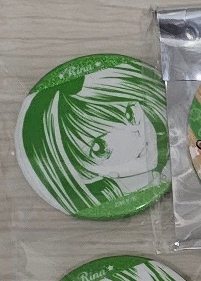 莉娜自助徽章單拆區