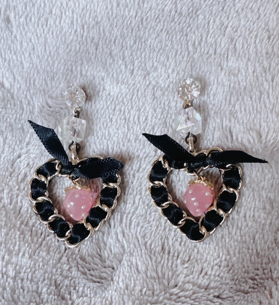 【MHCY】草莓系列耳環・日系必備單品・獨一無二／手作飾品／文創設計／地雷系、亞文化、日系