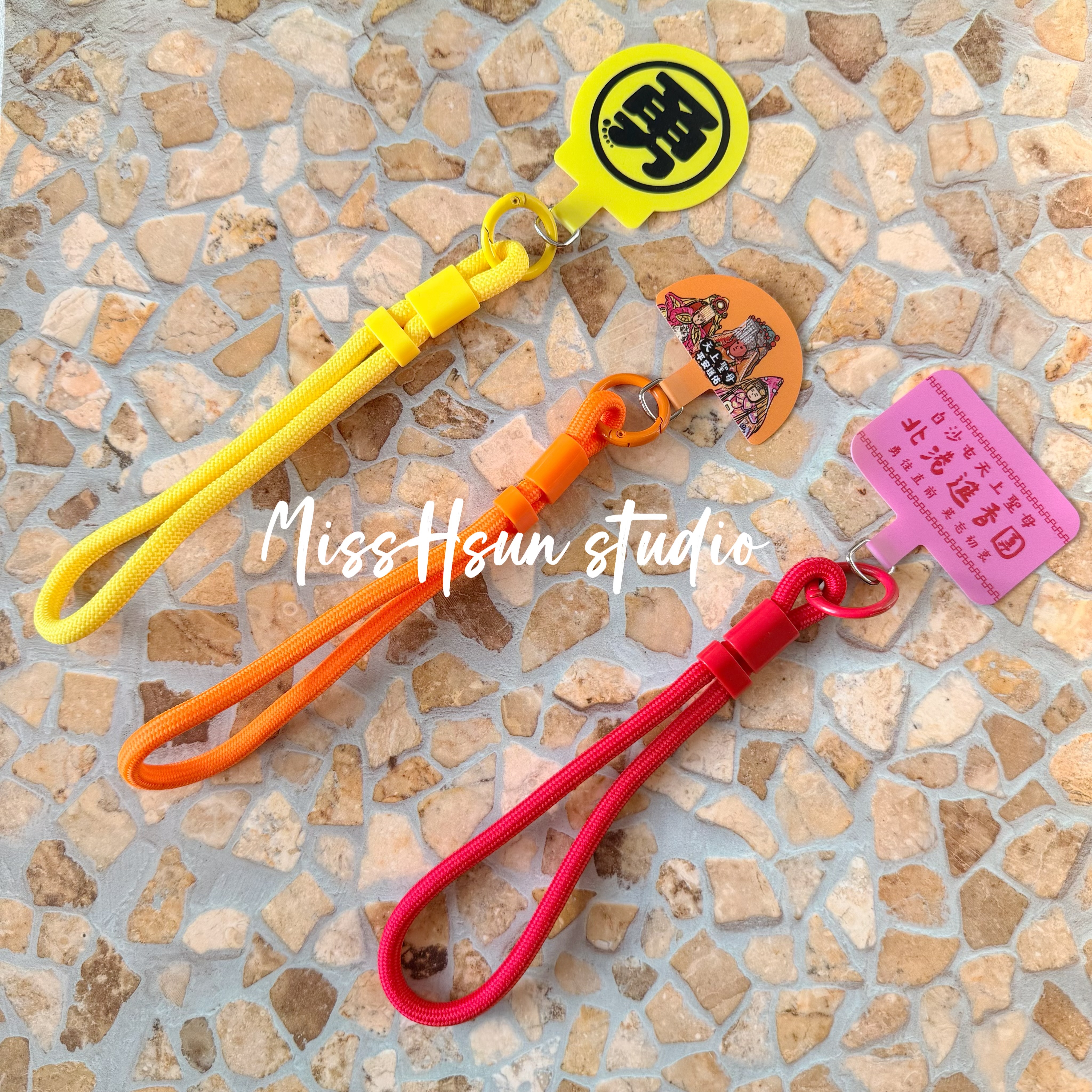 勇🦶手機掛繩組（掛片+手腕繩）