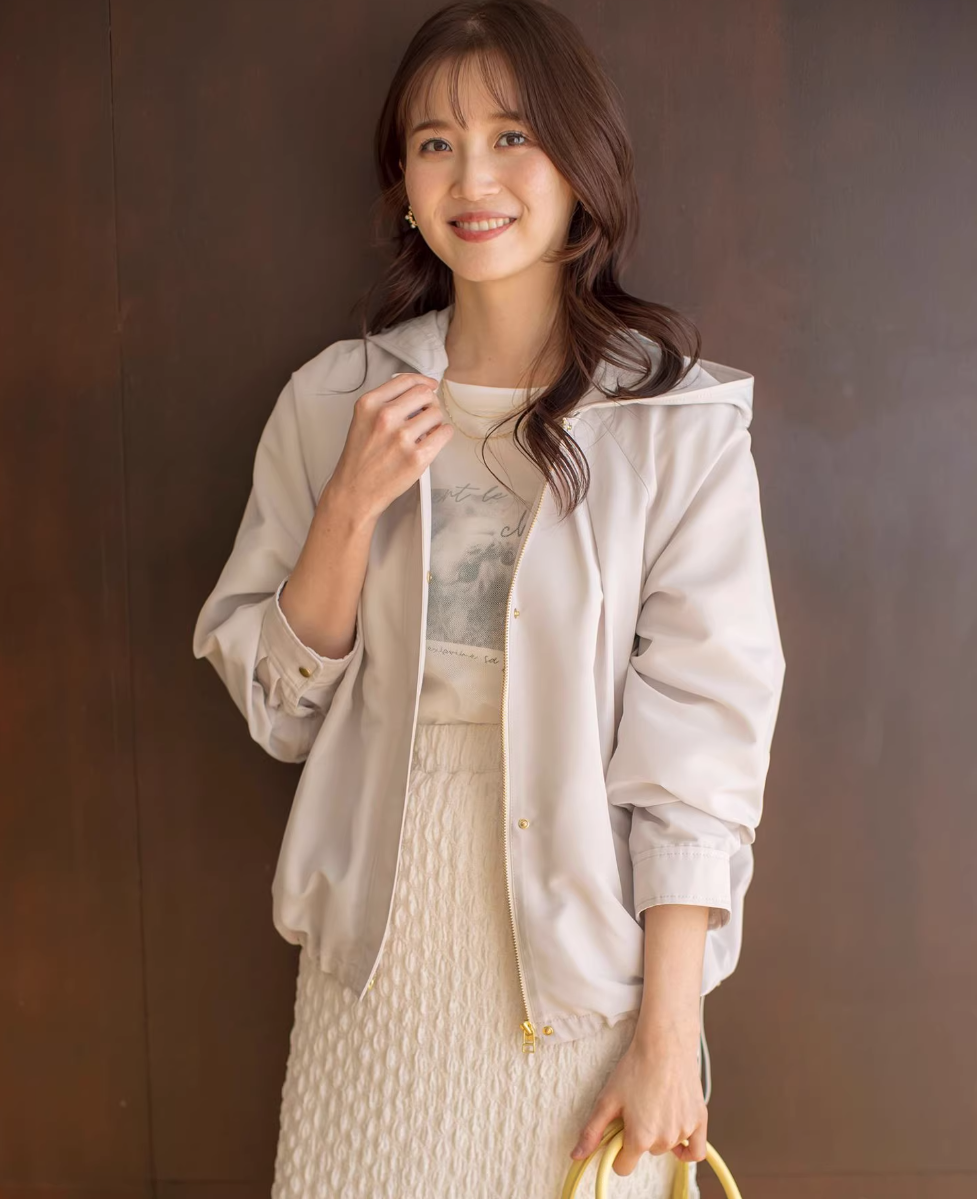 桃莉琪*moki*單品!!日系優雅帥氣兼具可拆連帽輕防水外套-米白色現貨