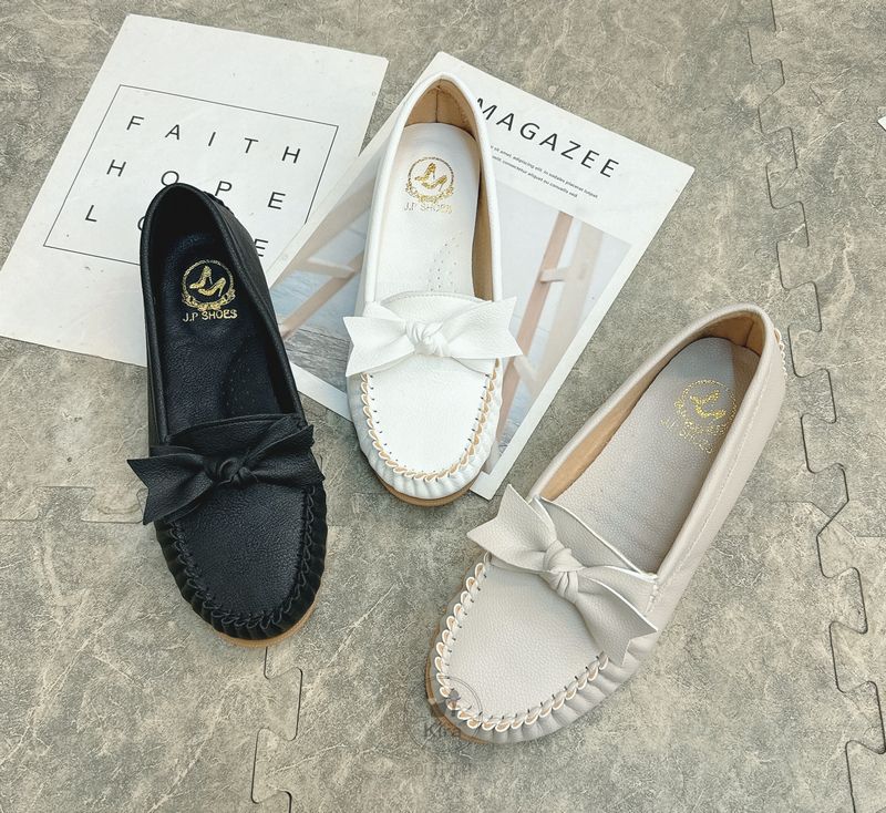 🇹🇼大尺碼36-44🇹🇼 MIT立體蝴蝶結 莫卡辛 舒適首選 透氣軟墊 懶人鞋 休閒鞋 健走鞋