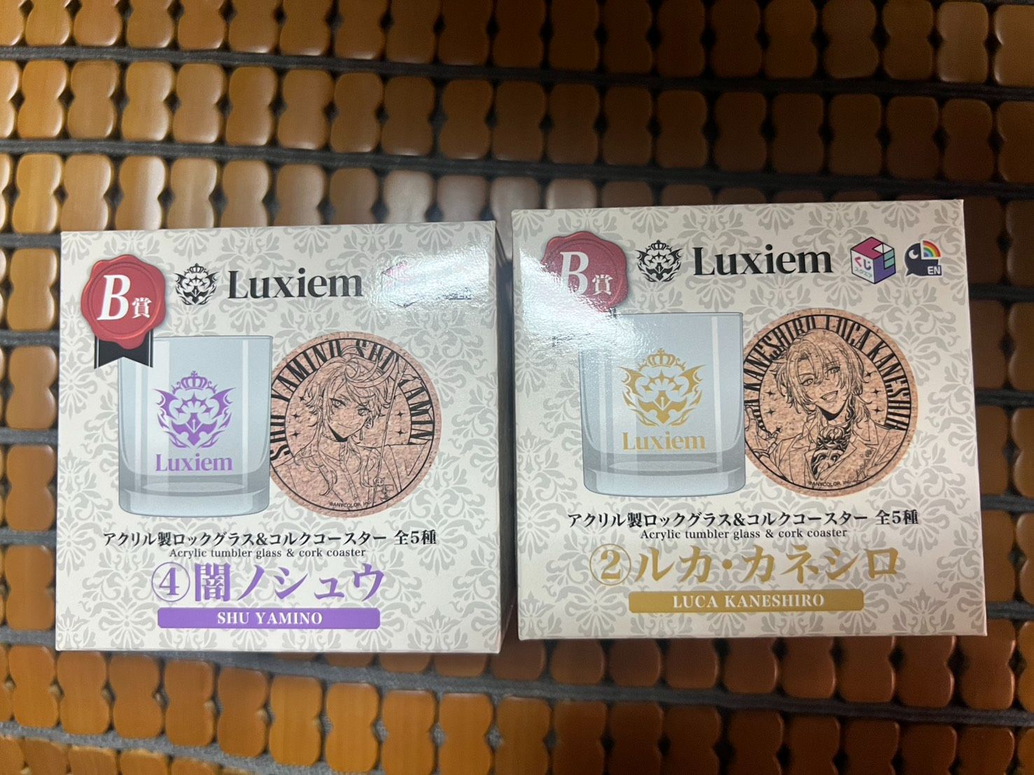一番賞（B賞 玻璃杯）-Luca+Shu（不分售），一番賞（華燈）-娃+徽章