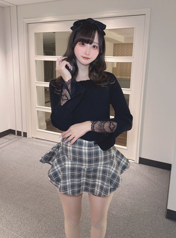 2923 方領蕾絲袖羅紋針織上衣